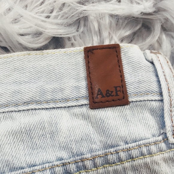 Abercrombie& Fitch Cut Off Denim Shorts - Picture 5 of 5